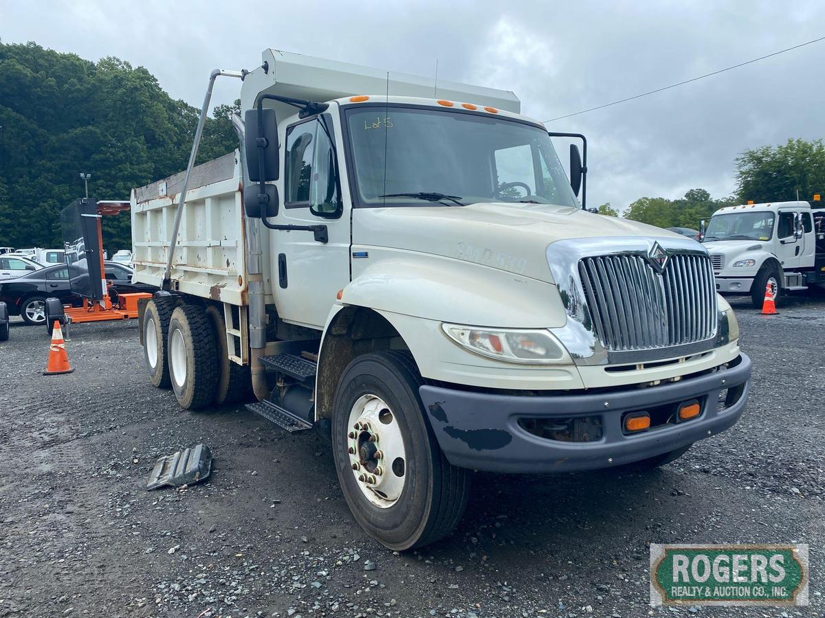 2008 INTERNATIONAL 4400 DUMP TRUCK