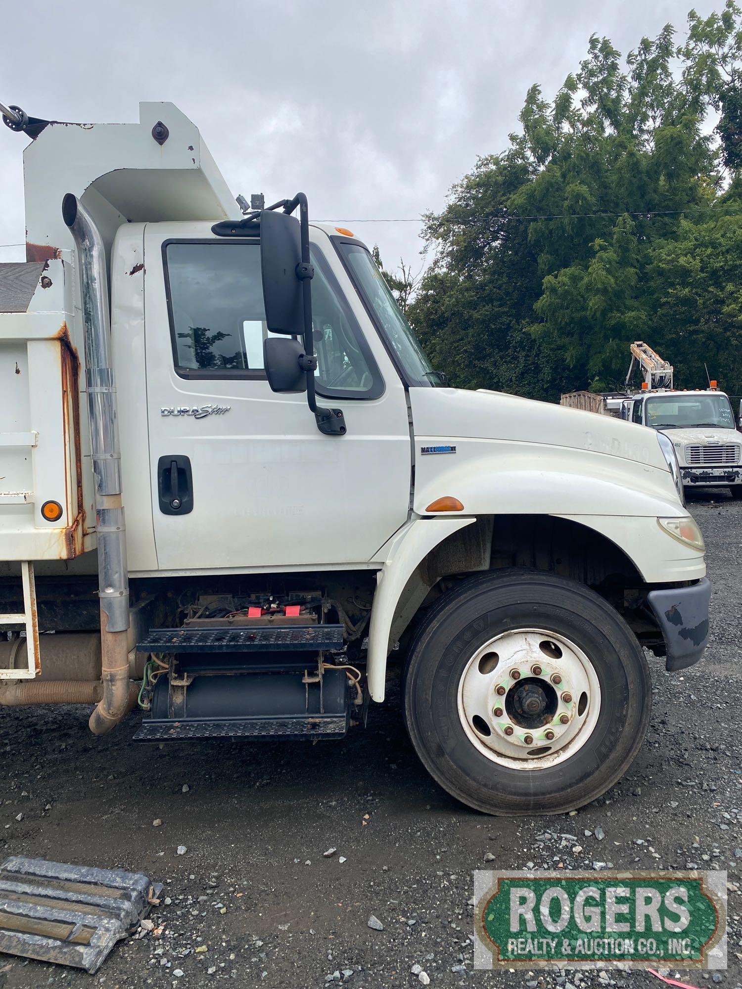 2008 INTERNATIONAL 4400 DUMP TRUCK