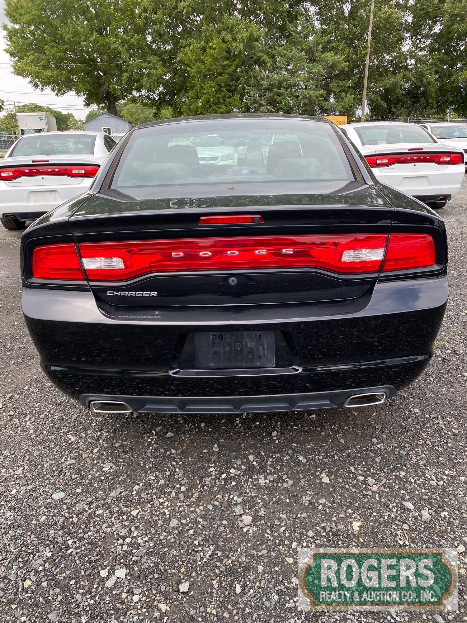 2013 DODGE CHARGER