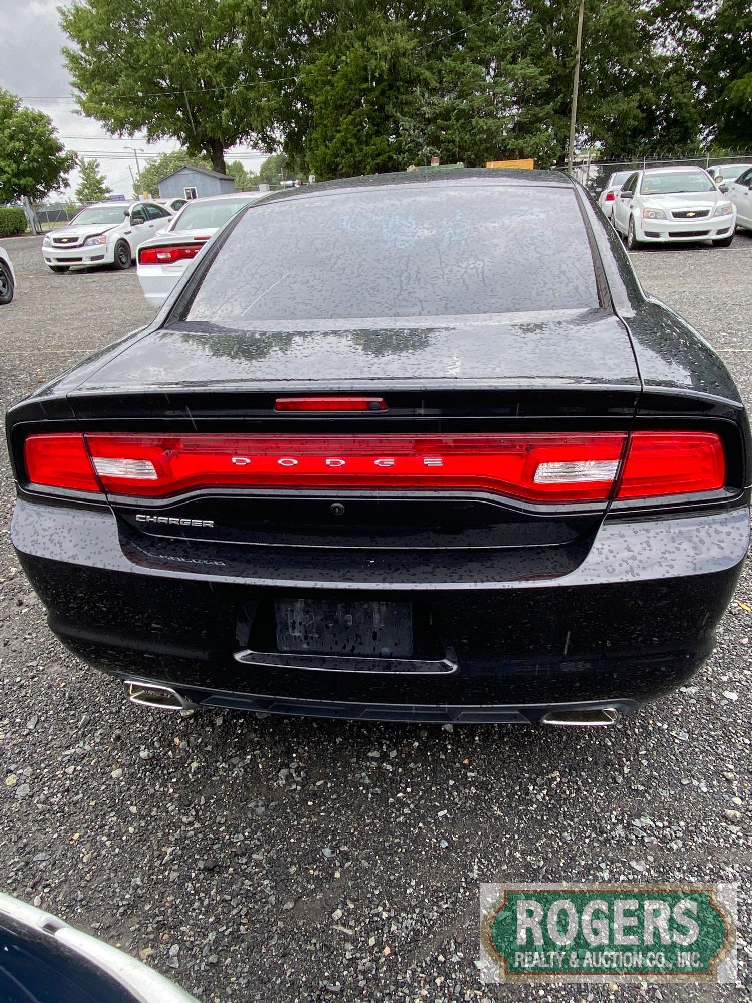 2011 DODGE CHARGER