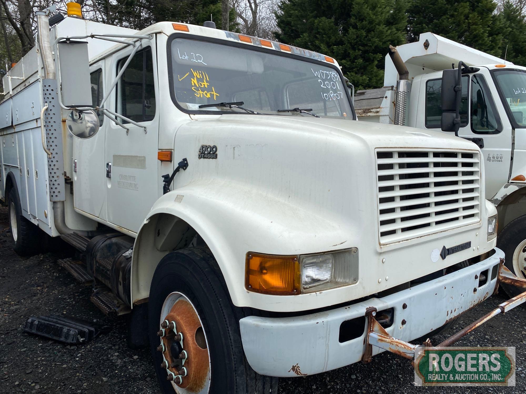 2001 INTERNATIONAL 4700