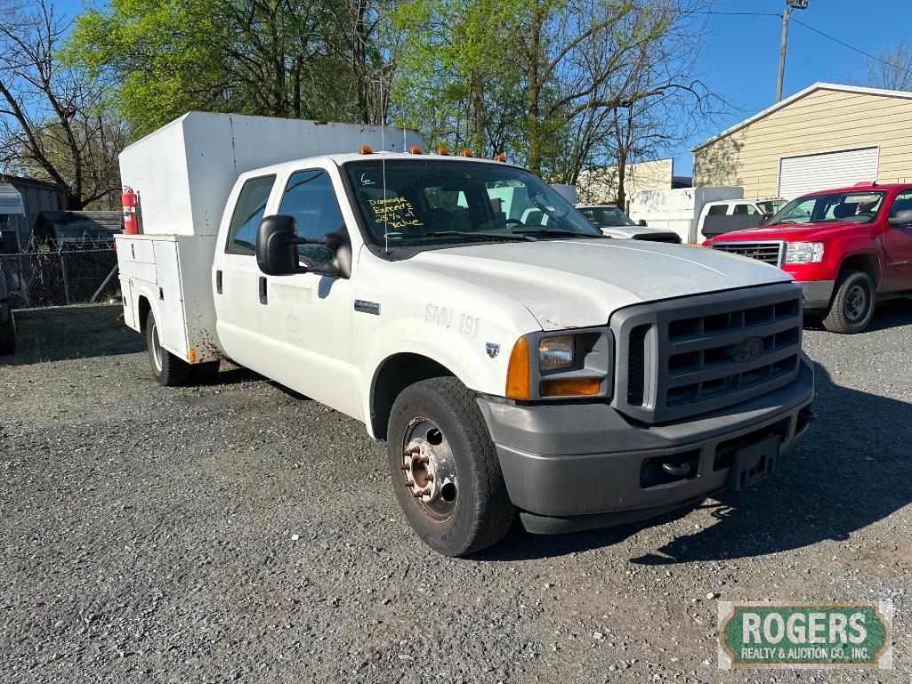 2005 FORD F-350 C/C