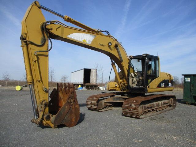 2006 Catapillar Trackhoe Model 320 CI, 40 in. Digging Bucket, 28 in. Pads, Auxiliary Hydraulics,
