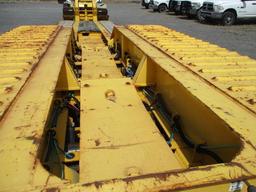 2012Globe 53 ft. OVL, Tr-Axle Lowboy Trailer With Non-Ground Bear Detachable Gooseneck (Operated By