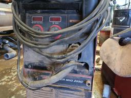 Lincoln MIG Welder Model 255C (tank not included)