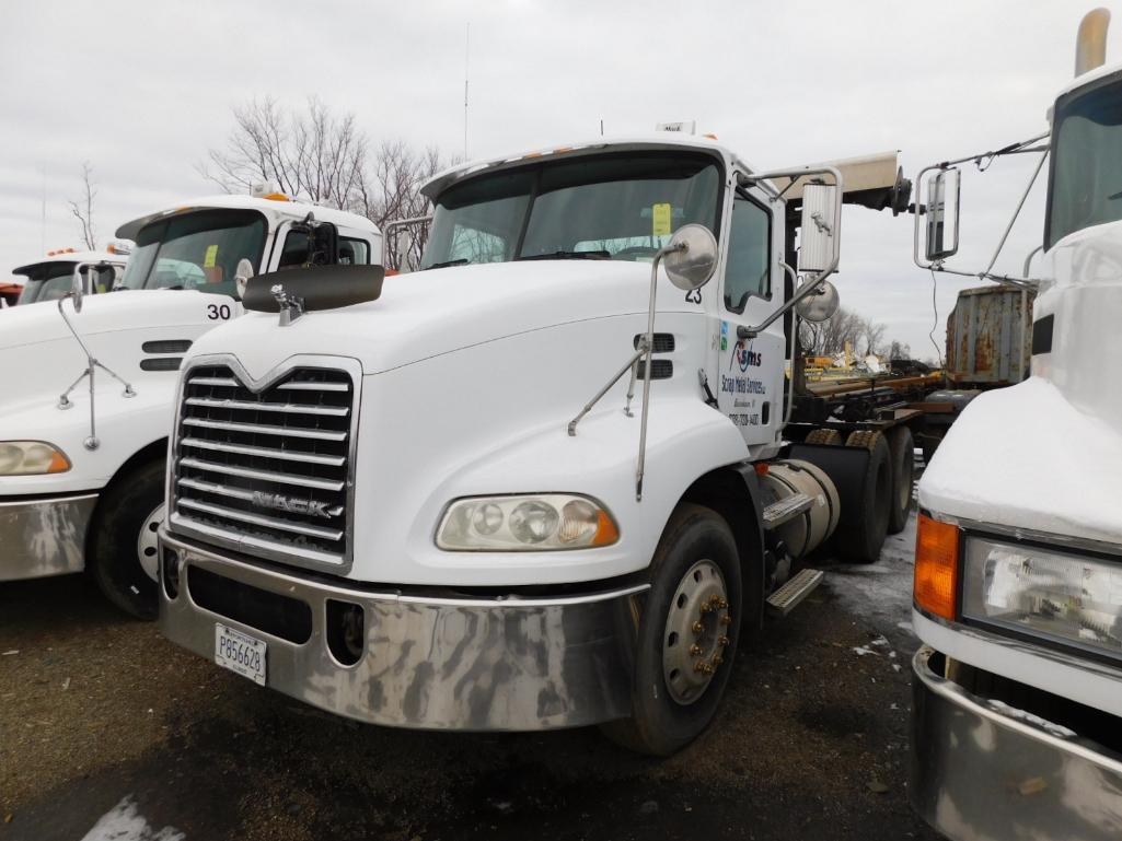 2008 Mack Tandem-Axle Day Cab Truck Tractor Model CXU613, VIN 1M1AW07Y18N00