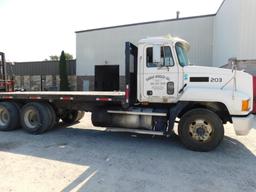 2003 Mack 22 ft. Flatbed Wood Deck Truck, VIN 1M1AA1BY13W150427, with Self Loading Forklift