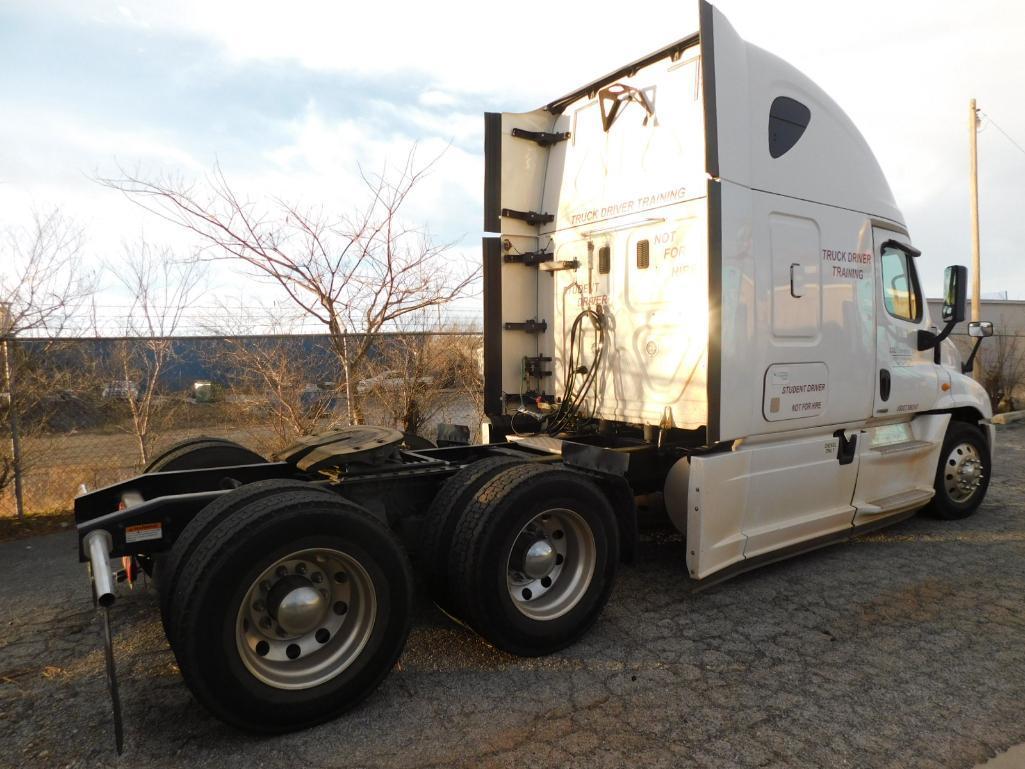 2014 Freightliner Cascadia Evolution 125 Truck Tractor, Turbo Diesel, VIN 3AKJGLD55ESFP1870, 759,592