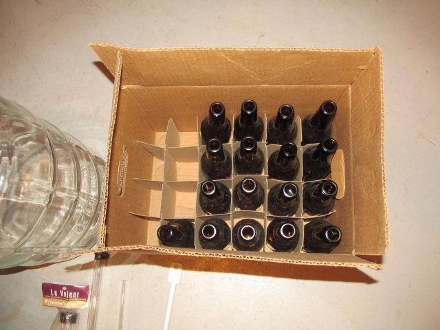 BEER MAKING KIT with 19 BOTTLES