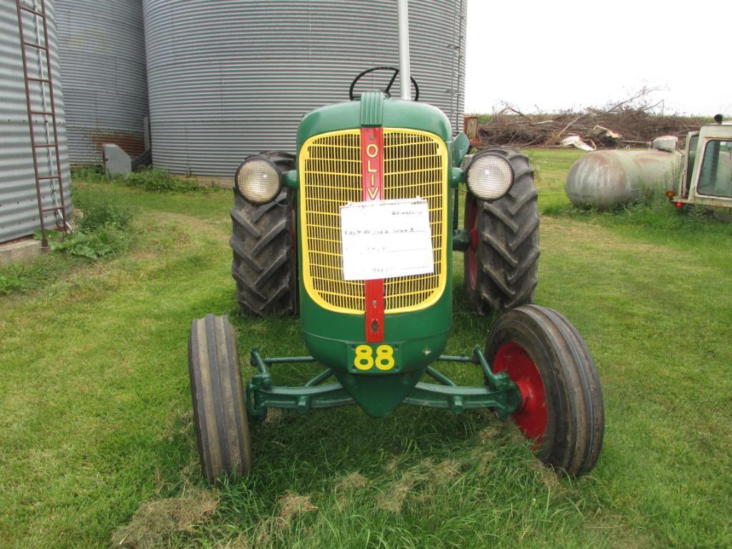 1947 Oliver 88 Standard (Fresh Paint)