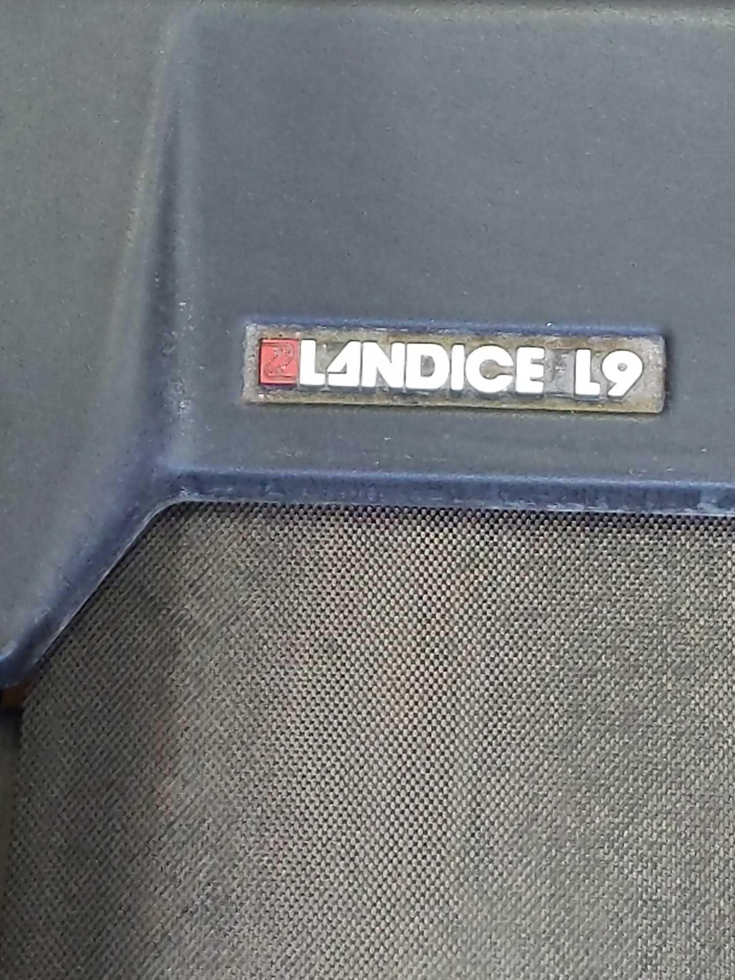 Landis Pro Sports Trainer L9 Treadmill