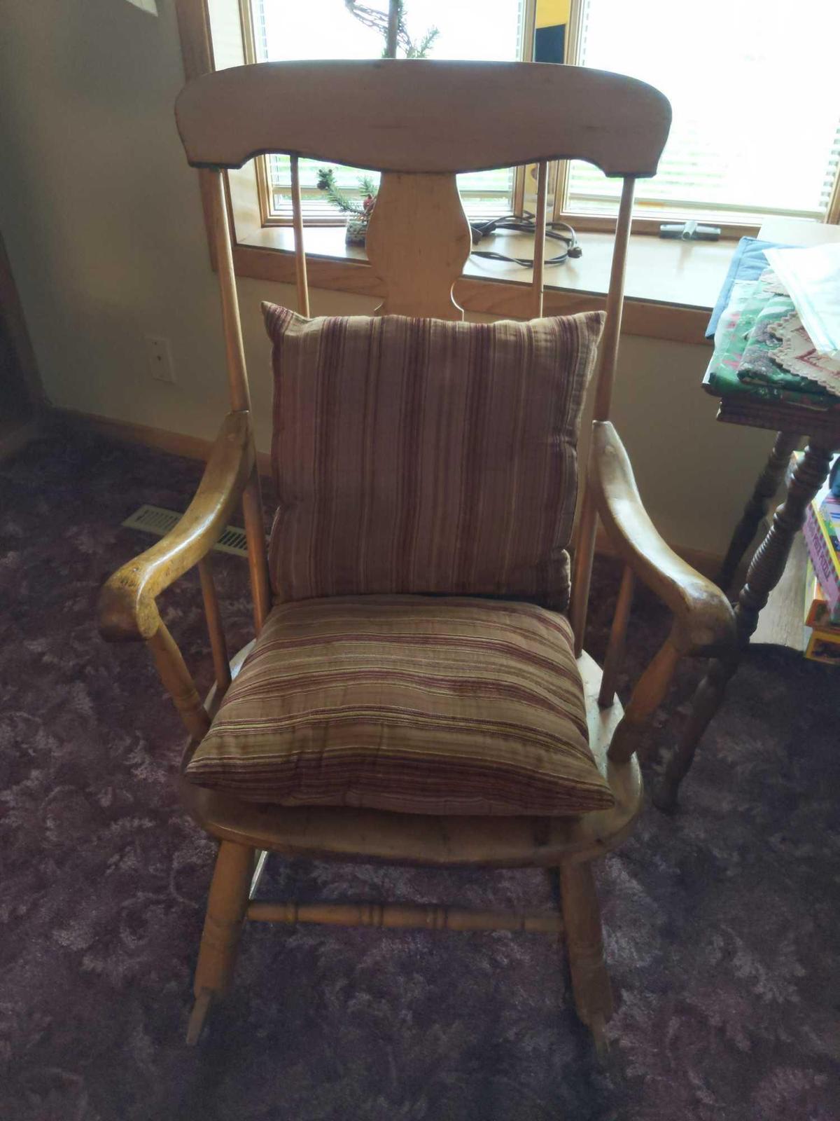 Wooden Rocking Chair with Pillows