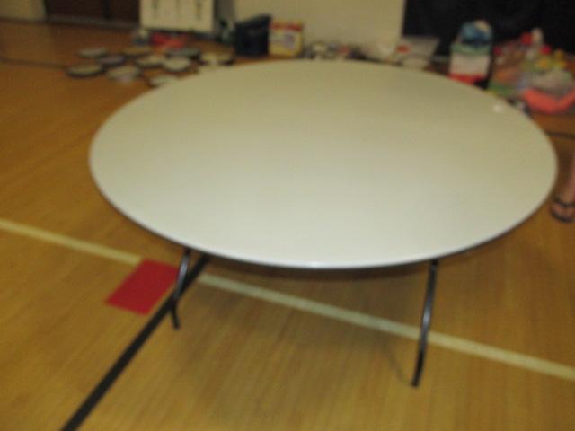 5' Round Table