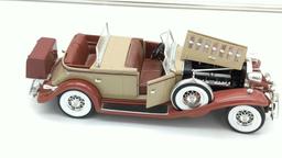 1932 Cadillac Phaelon V16 1:18 No box