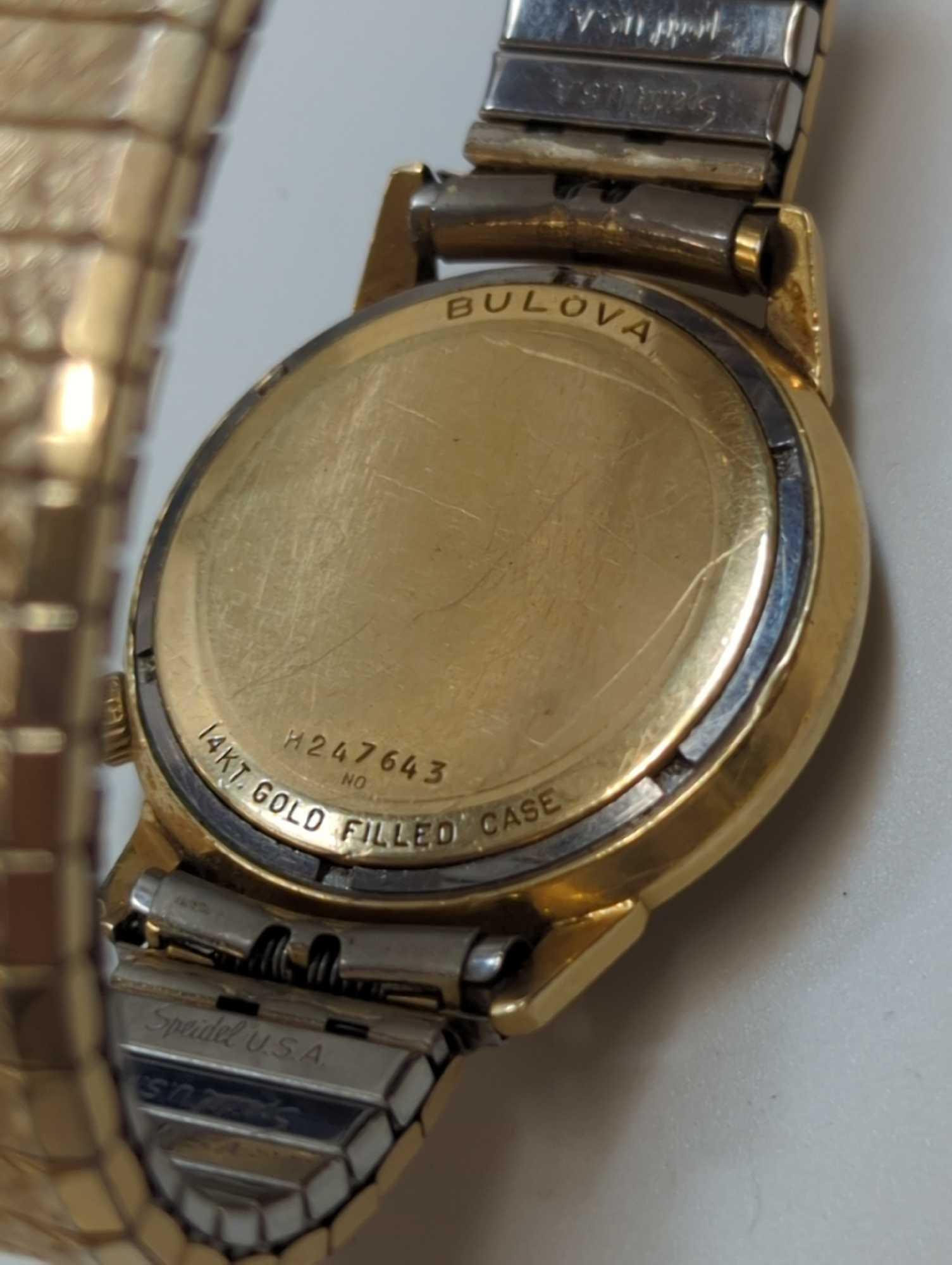 BULOVA MEN'S ACCUTRON WRIST WATCH 14K GOLD FILLED CASE STRETCH BAND