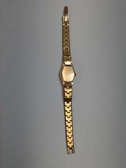 LADIES BULOVA WRIST WATCH UNTESTED