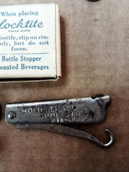 ASSORTED VINTAGE BOTTLE OPENERS, BOTTLE CAPS, AND MISCELLANEOUS ADVERTISING ITEMS