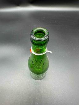 7-UP BOTTLE 1937 NO LOCATION