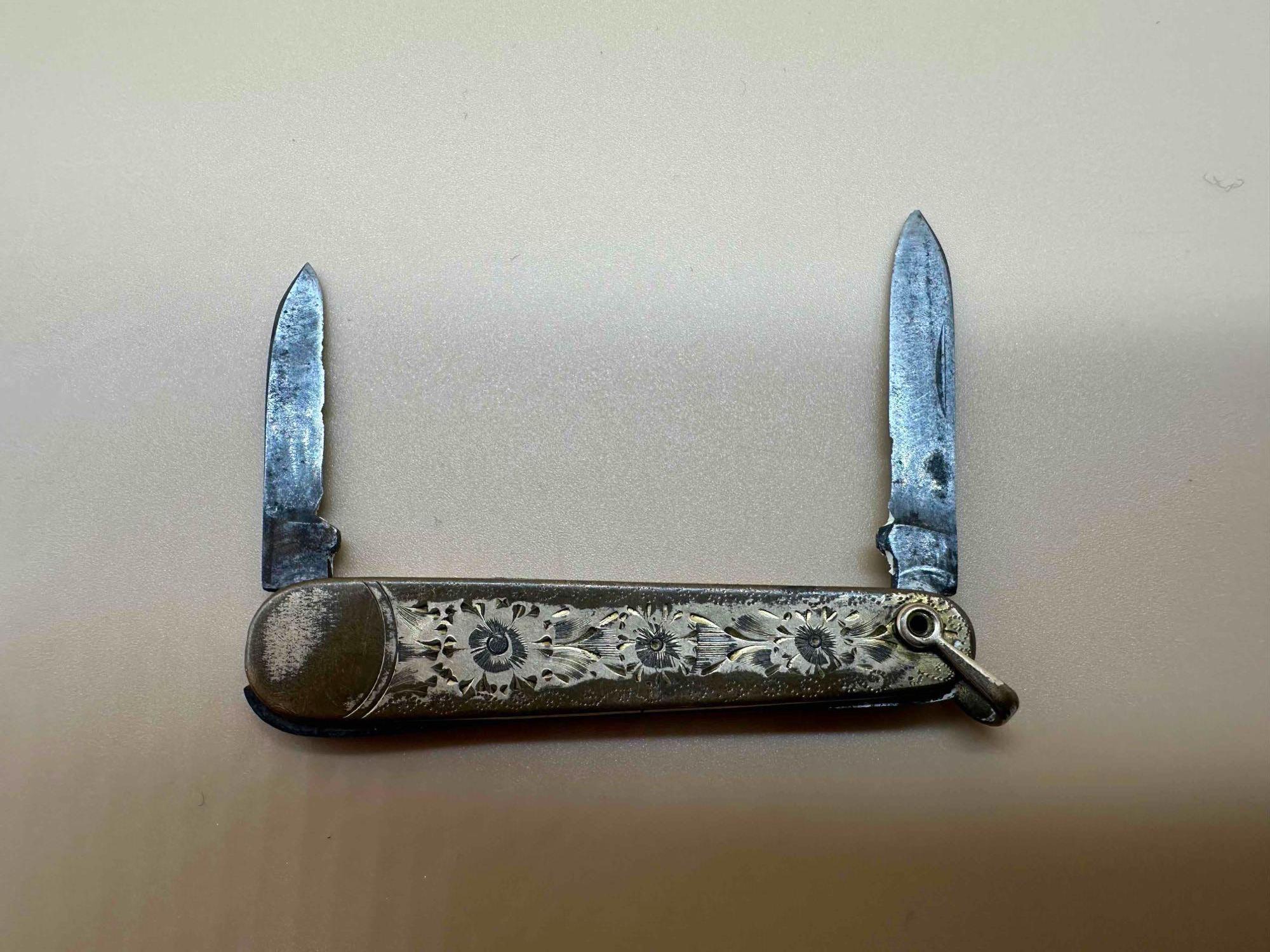 LOT OF 6 MINIATURE DECORATIVE POCKET KNIVES