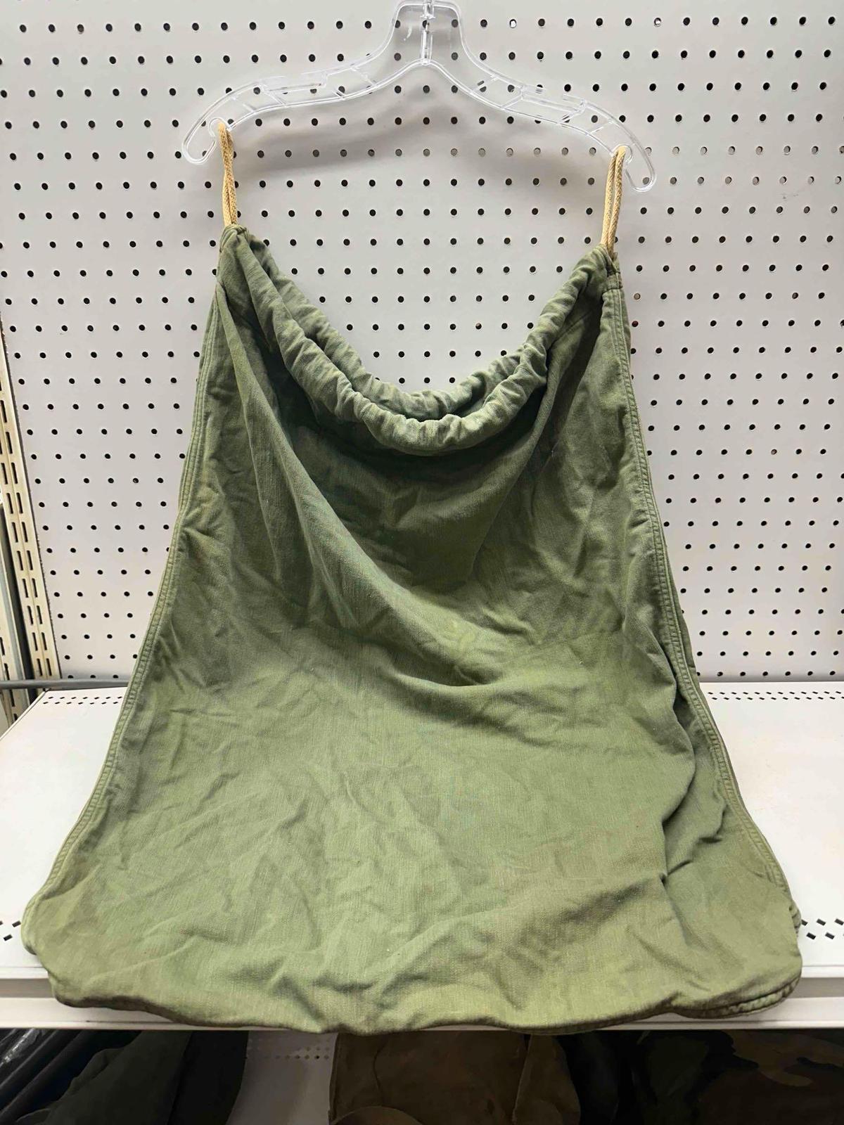 MILITARY LAUNDRY BAG