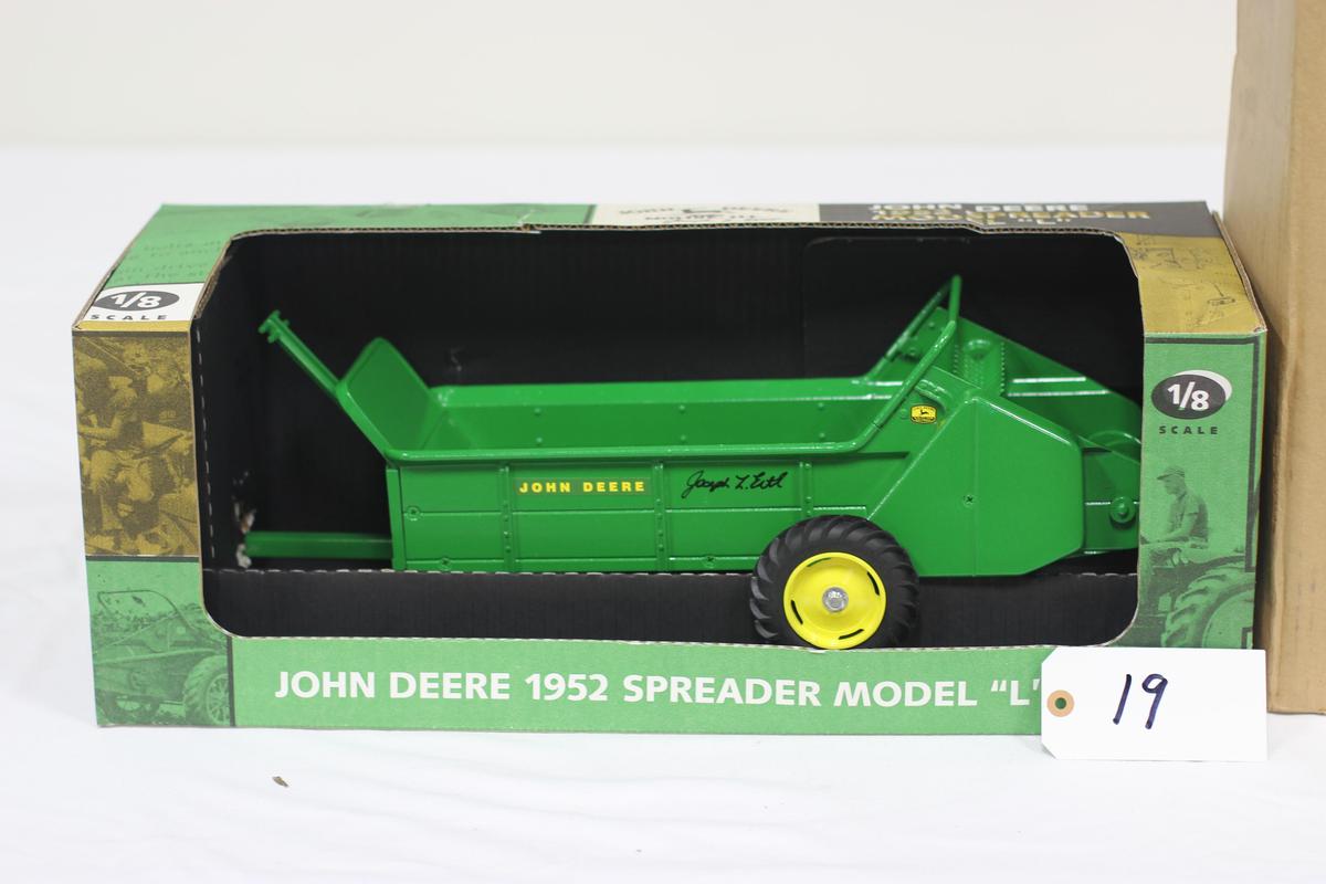 #19 JOHN DEERE 1952 SPREADER MODEL "L" 1/8-SCALE SIGNED “JOSEPH L. ERTL” (NIB)