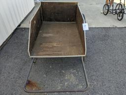 48" X 31" Lawn Cart