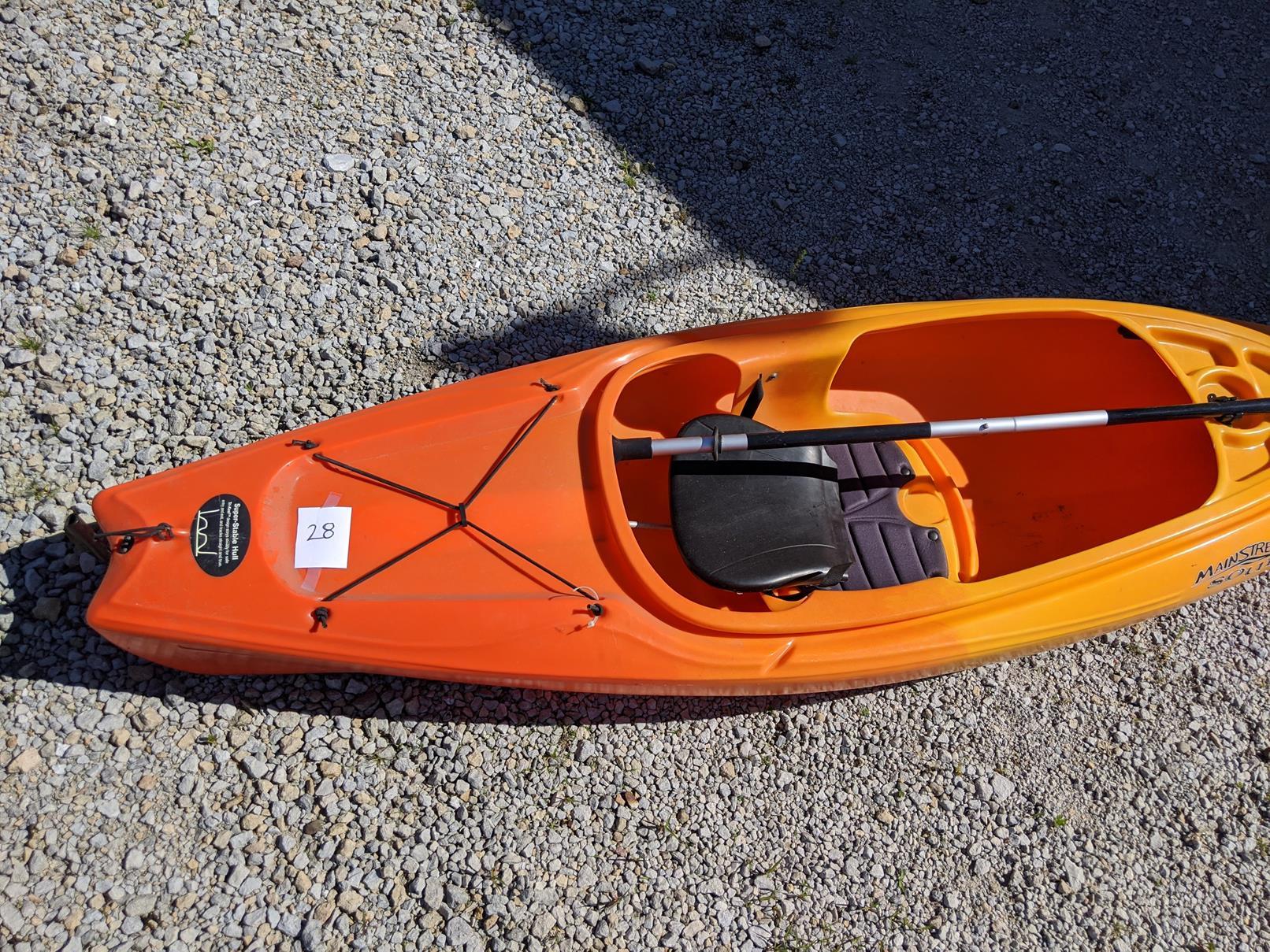 Mainstream Sound Kayak, 9 Foot With Paddle