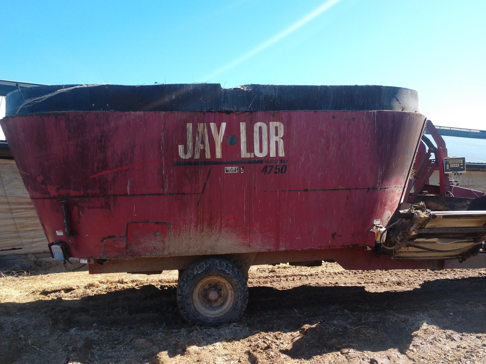 Jay-Lor 4750 feed grinder/mixer