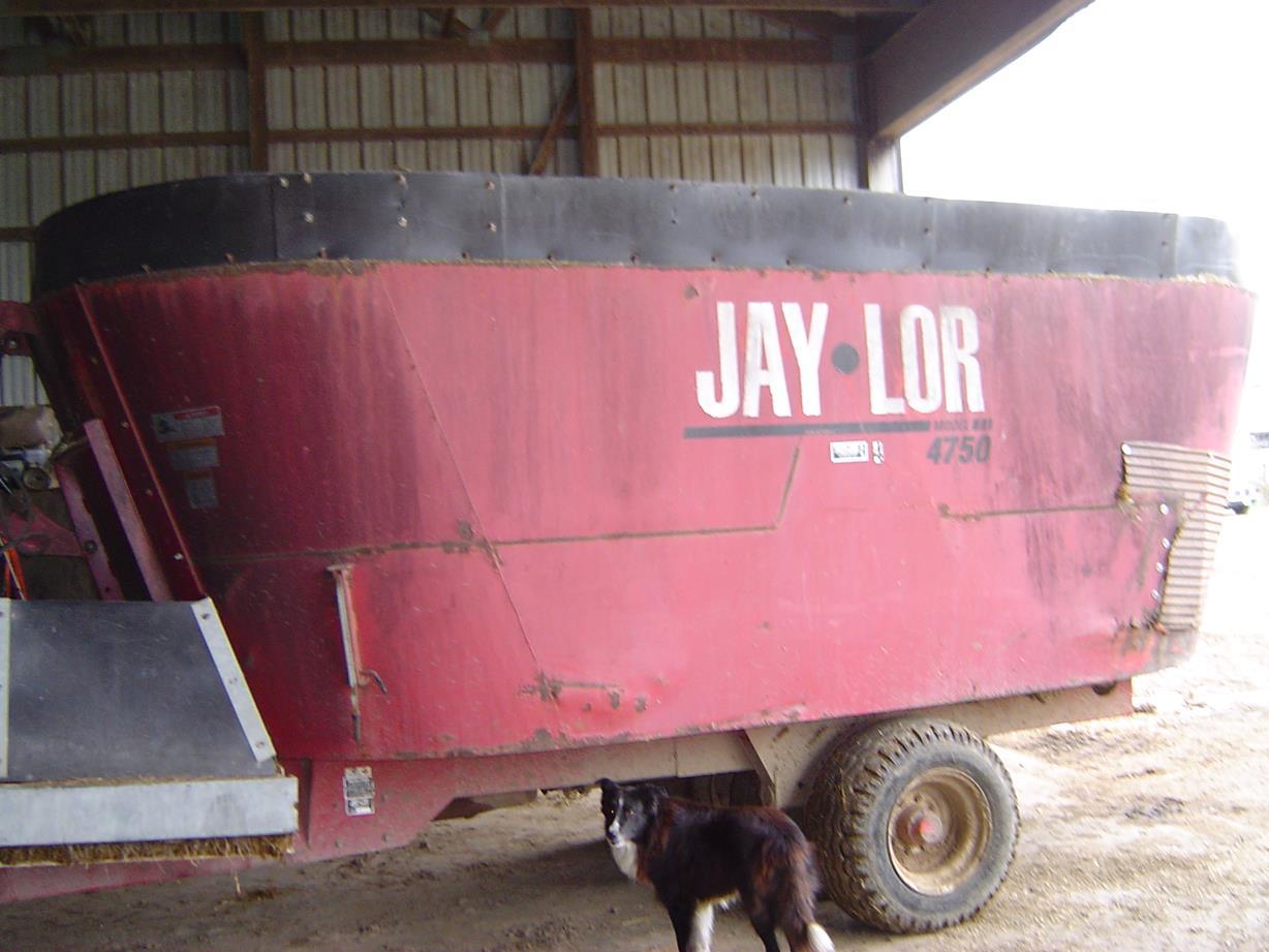 Jay-Lor 4750 feed grinder/mixer