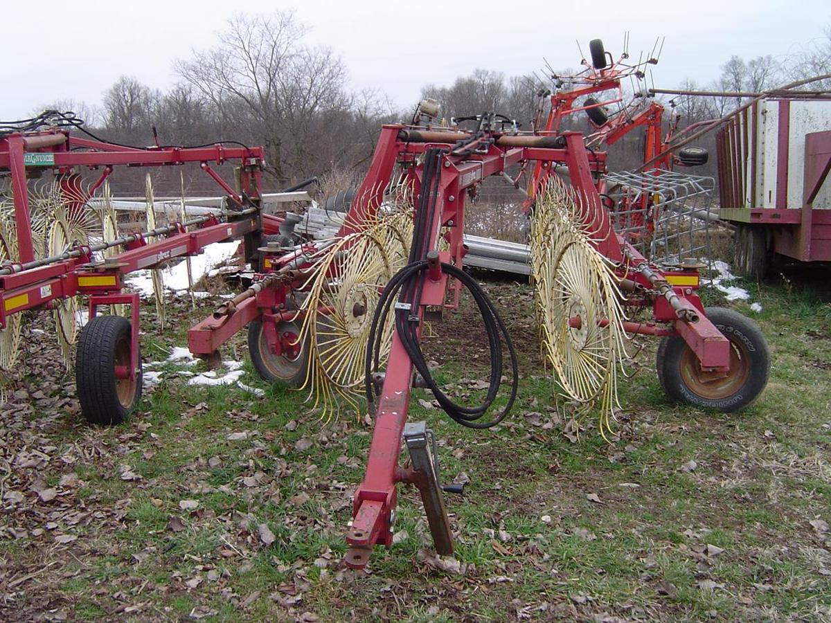 Magnum MK 10-12 Sitrex hay rake