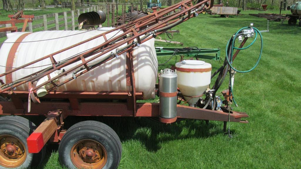 CAGLE NO. 785636 500-GALLON FOLDING BOOM SPRAYER WITH INDUCTION TANK