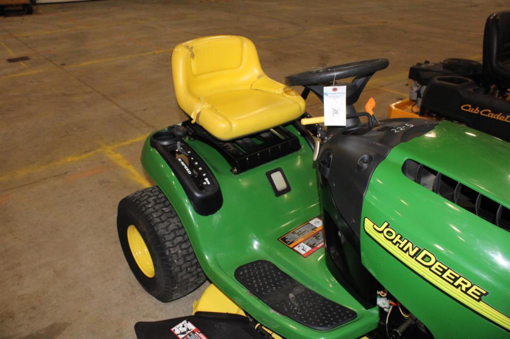 22-5: JOHN DEERE MODEL L100 5-SPEED LAWN MOWER, 17 HP, 42" EDGE CUTTING SYS