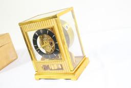 LE COULTRE ATMOS, 1975, 15 JEWEL SWISS MADE CLOCK, WITH ORIGINAL WOOD BOX &