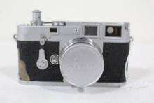 LEICA M3 CAMERA DOUBLESTORKE, 746XXX, 1955, SUMMICRON 50MM F2. WITH FILTER