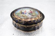 SMALL GERMAN HINGED HAND PAINTED PORCELAIN BOX, 5"