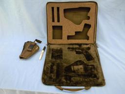 Cabela?s padded pistol case with hard sides and a Bulldog Holster