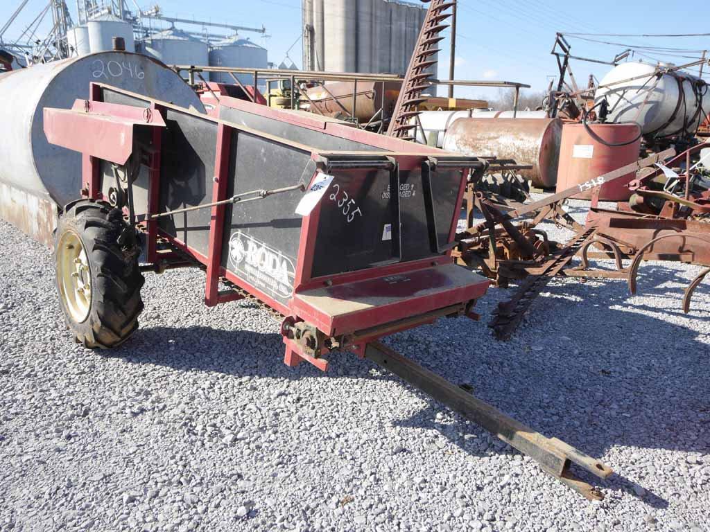 RODA MANURE SPREADER