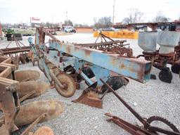 FORD 4 BOTTOM PLOW