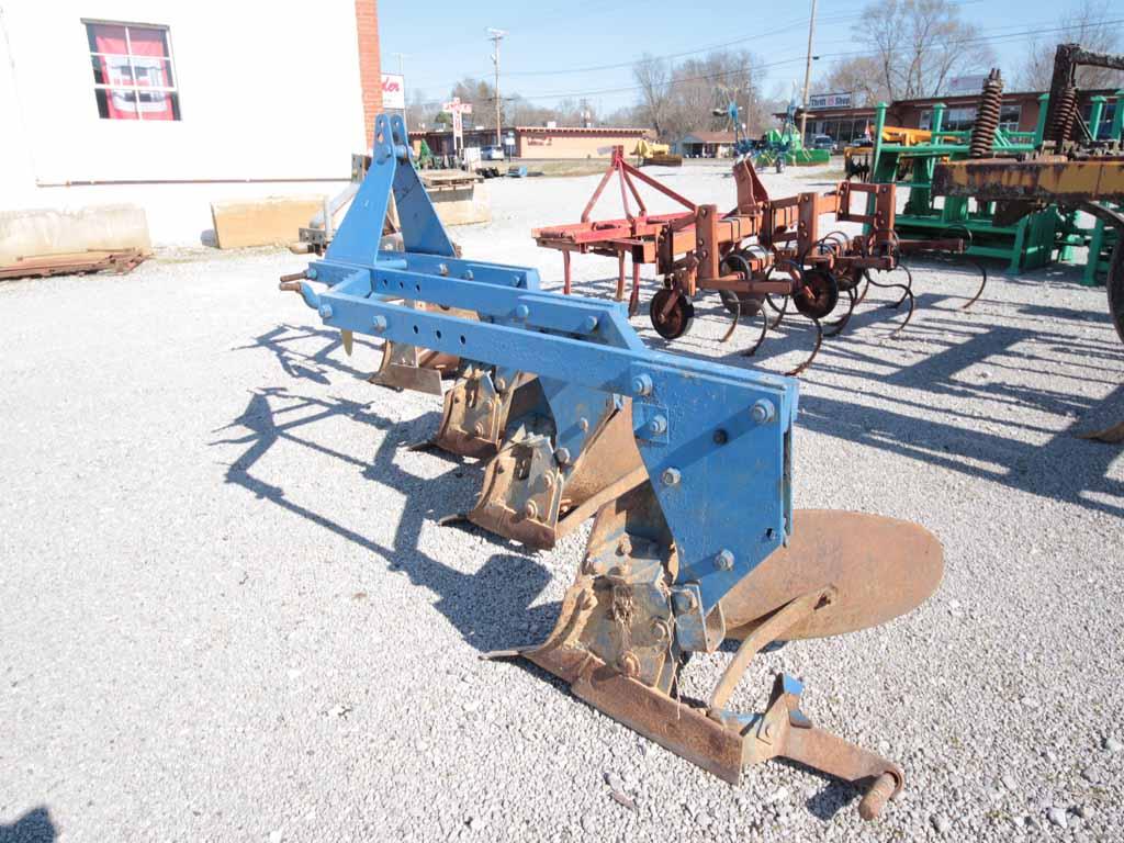 FORD 3 BTM PLOW