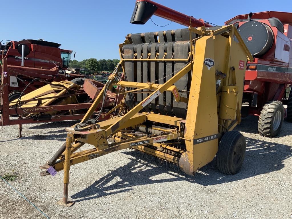 Vermeer 605D Round Baler