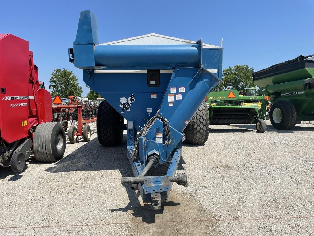 Kinze 840 Grain Cart