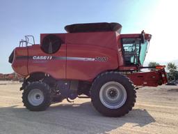 2010 Case IH 7010 Combine