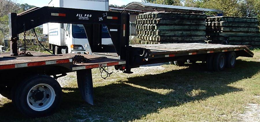 2007 IMPE GOOSENECK TRAILER