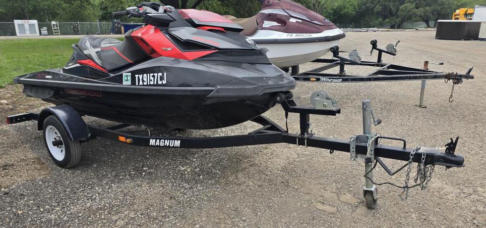 2014 Sea Doo RxP 260 w/Intelligent Brake & Reverse