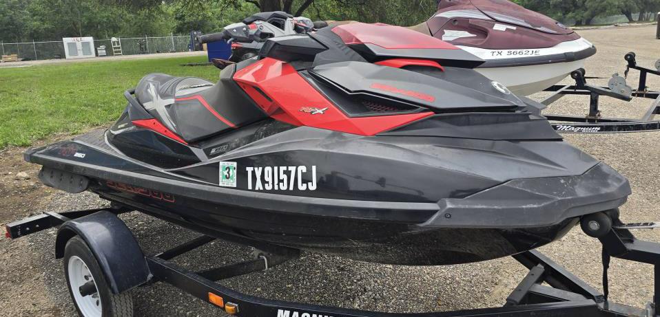 2014 Sea Doo RxP 260 w/Intelligent Brake & Reverse