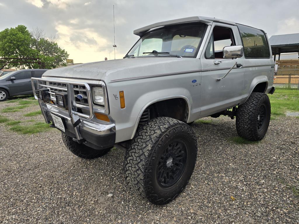 1987 Ford Bronco 4x4 V6