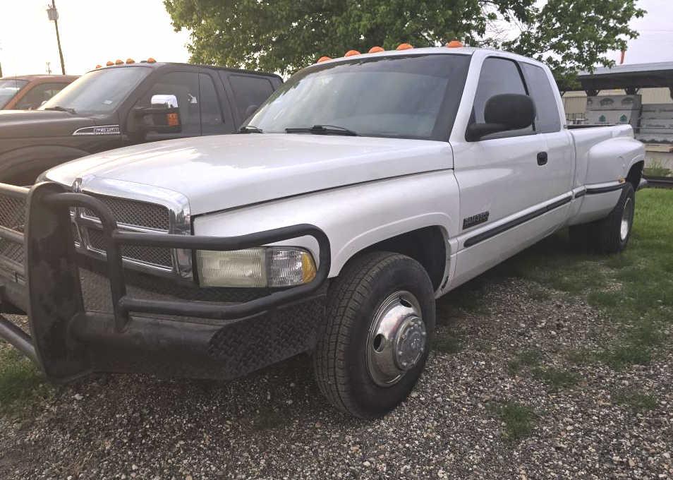 1999 Dodge 3500 Dually Pickup