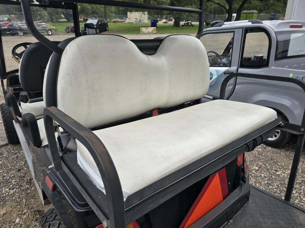 6-Passenger Golf Cart, 48 Volt
