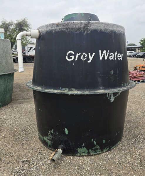 Single Above Ground Black/Grey Water Tank