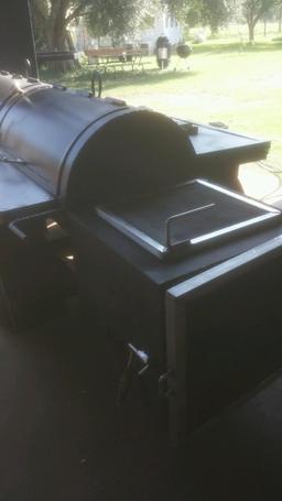 BBQ Pit Trailer, Custom Made, Length 14 Feet, 1/4" Steel with 3/8" High Temp Fire Box. Very Fine!